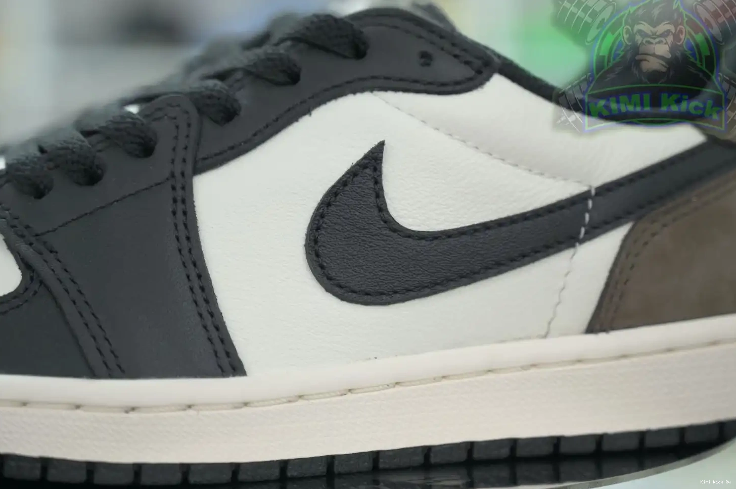 Air Jordan Low Kimikick Jordan OG  1 0809